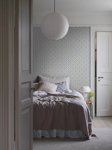 5822 Idun Blue and White Wallpaper by Boråstapeter