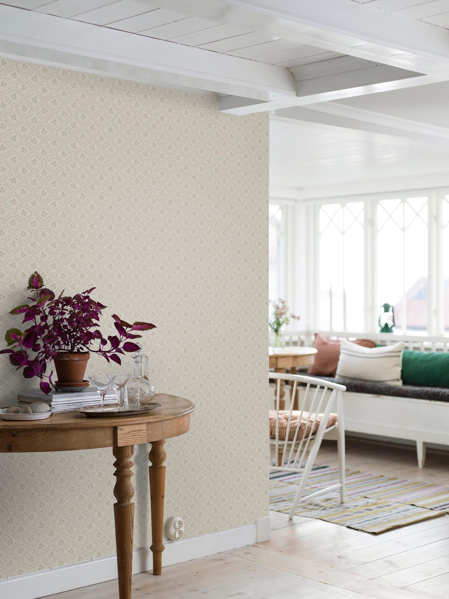 5824 Idun Beige and Brown Wallpaper by Boråstapeter