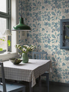 5834 Arboretum Blue and White Wallpaper by Boråstapeter