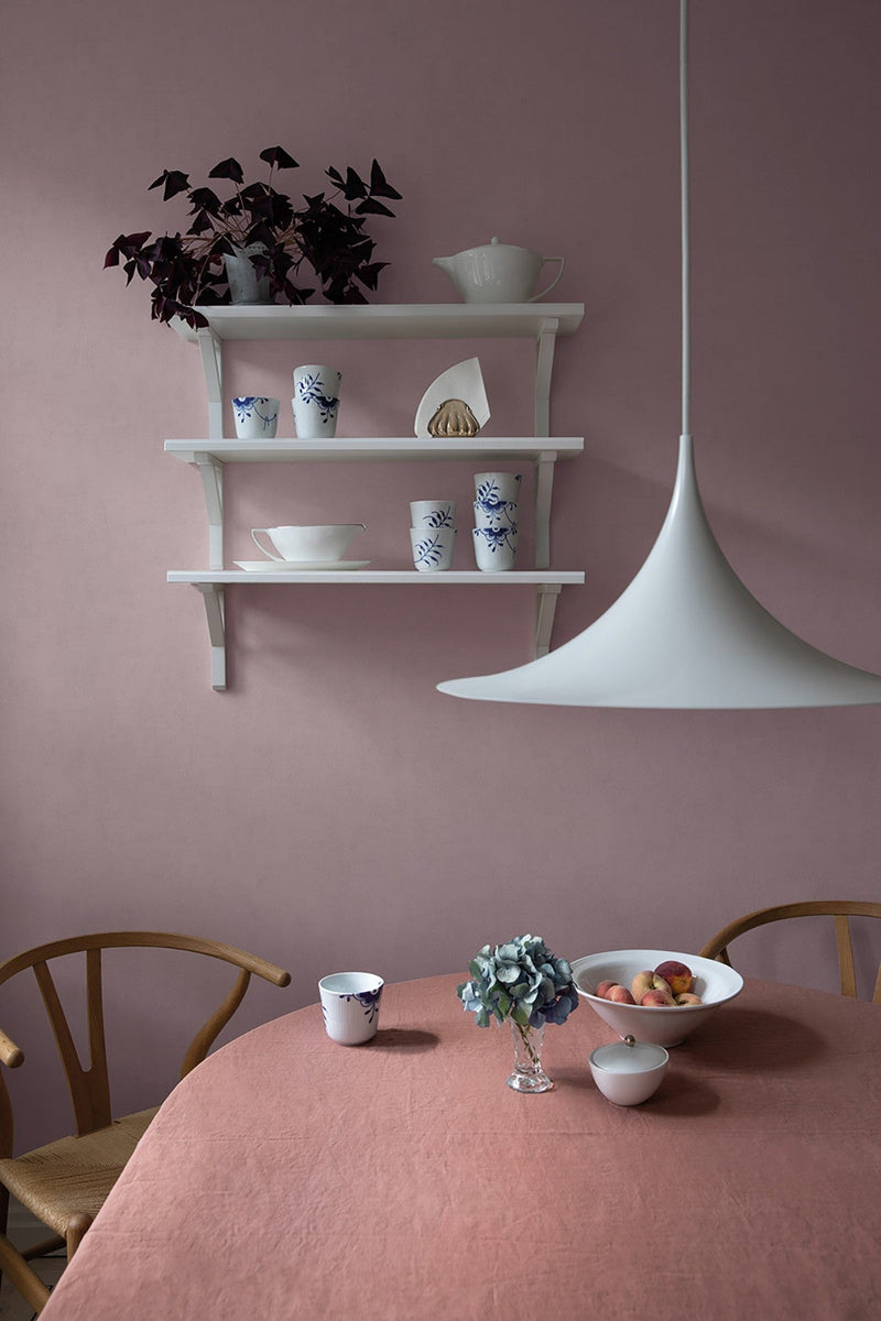 61059 Plum Kalk II Wallpaper by Tres Tintas