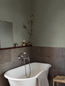 6106 Shades Larimar Green Wallpaper by Boråstapeter