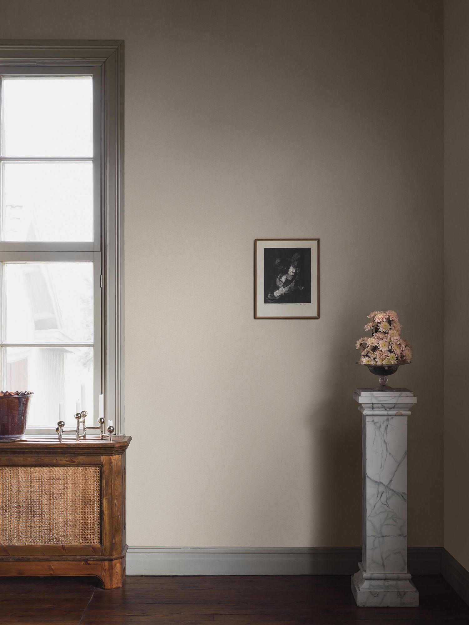 6120 Canvas Grain Beige Wallpaper by Boråstapeter