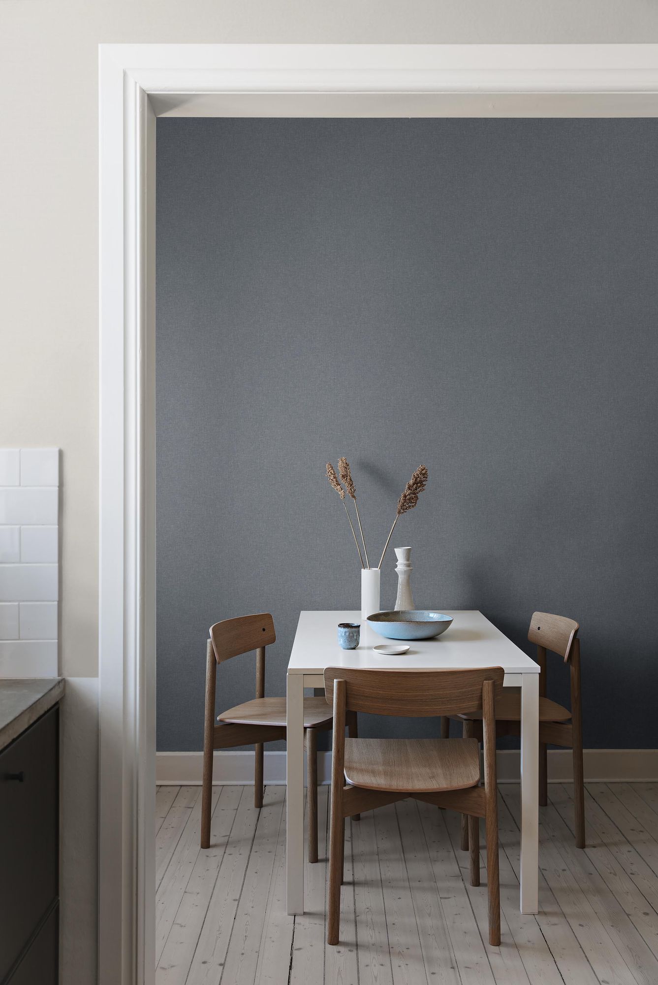 6134 Canvas Indigo Blue Wallpaper by Boråstapeter