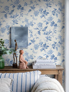 6146 Blomslinga Light Blue and White Blue & White Wallpaper by Boråstapeter