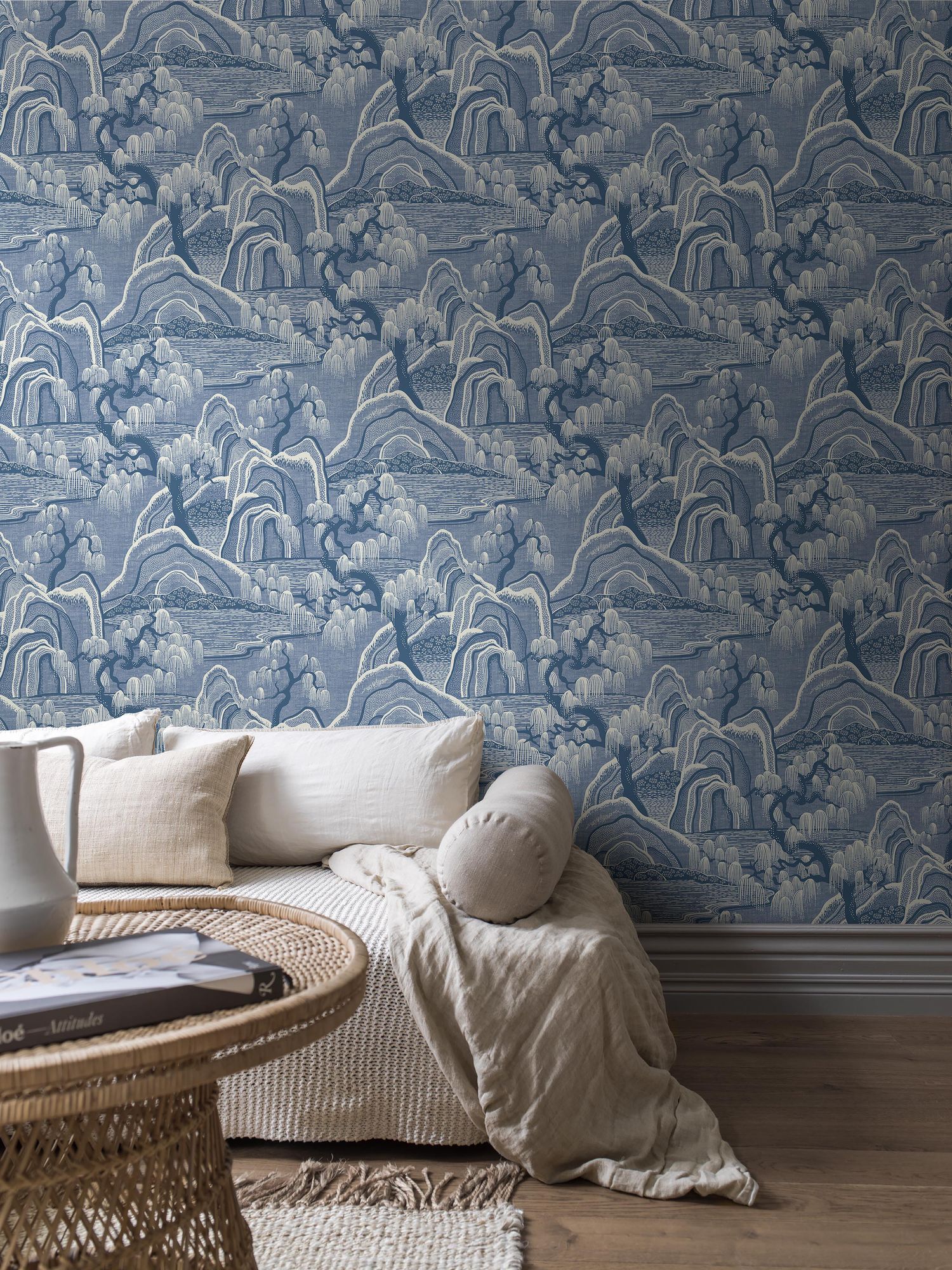 6147 Indigo Garden Dark Blue and White Blue & White Wallpaper by Boråstapeter