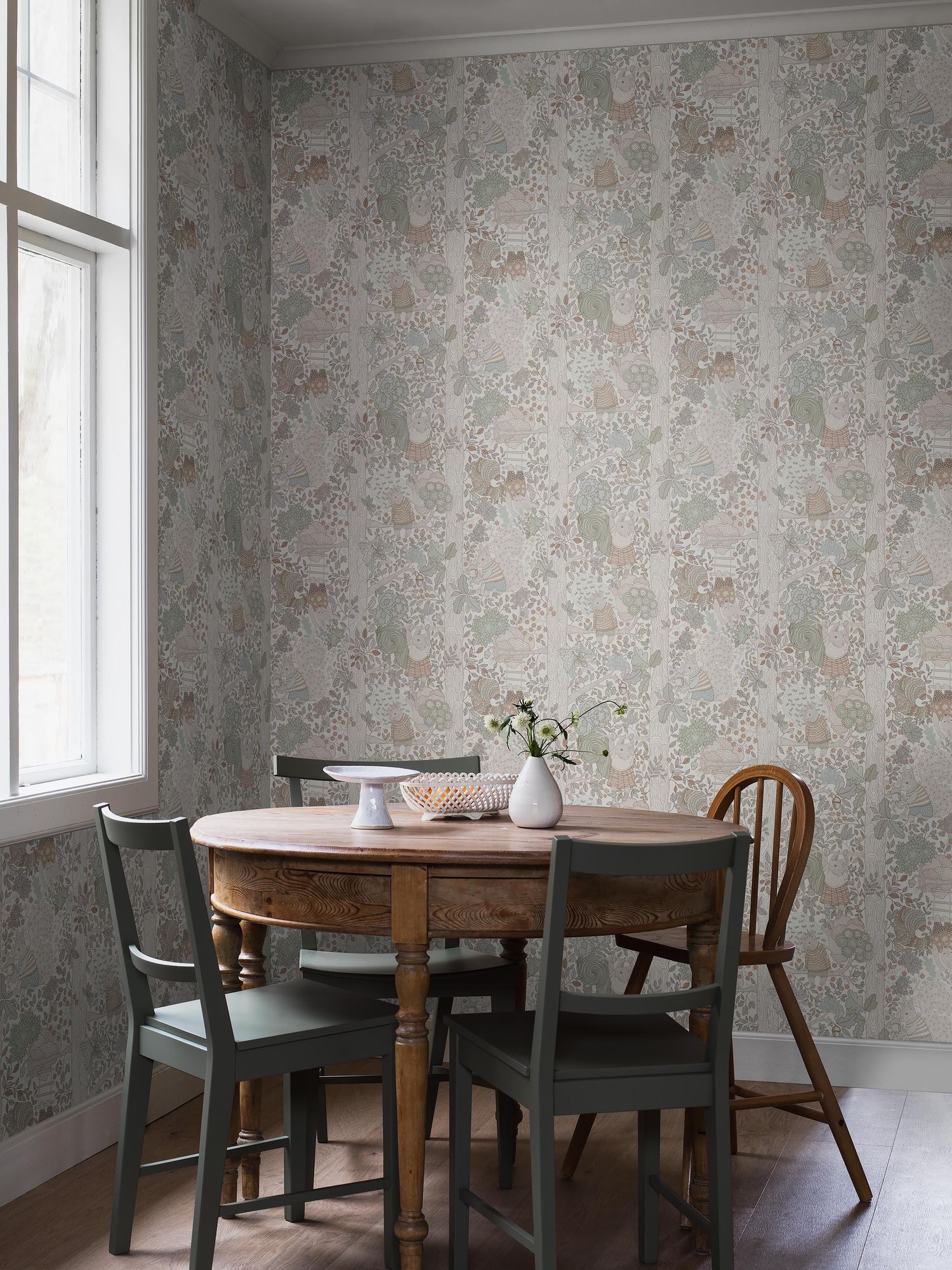 6291 Charlie Multicoloured Icons Wallpaper by Boråstapeter