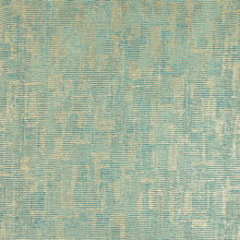 65167 Jacquard Precious Wallpaper By Galerie