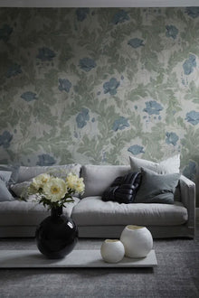 660-38 Garden Green Poppy Sandberg Edition Mural by Sandberg