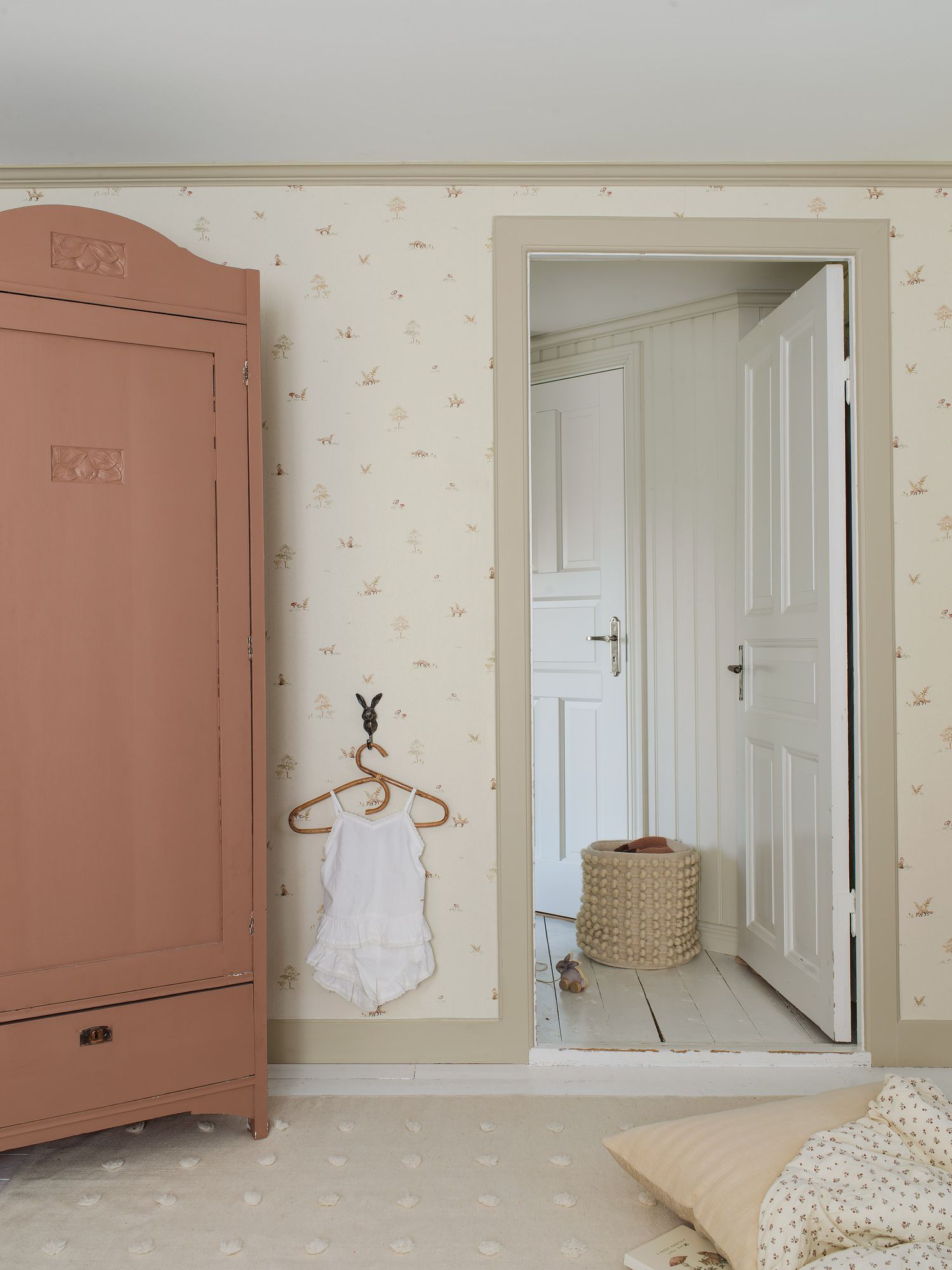 6923 Little Fox Beige and Multi Wallpaper by Boråstapeter