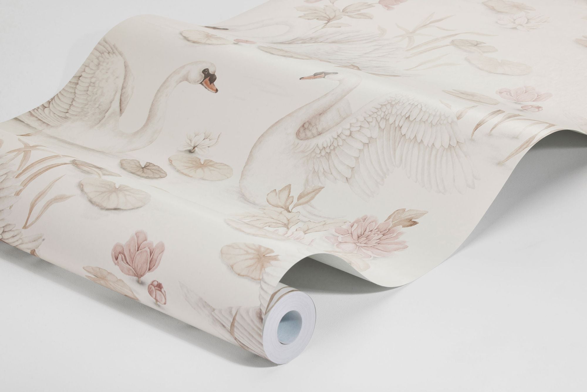 6924 Lily Swan Multi and White Wallpaper by Boråstapeter
