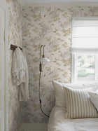 6926 Lily Swan White and Multi Wallpaper by Boråstapeter