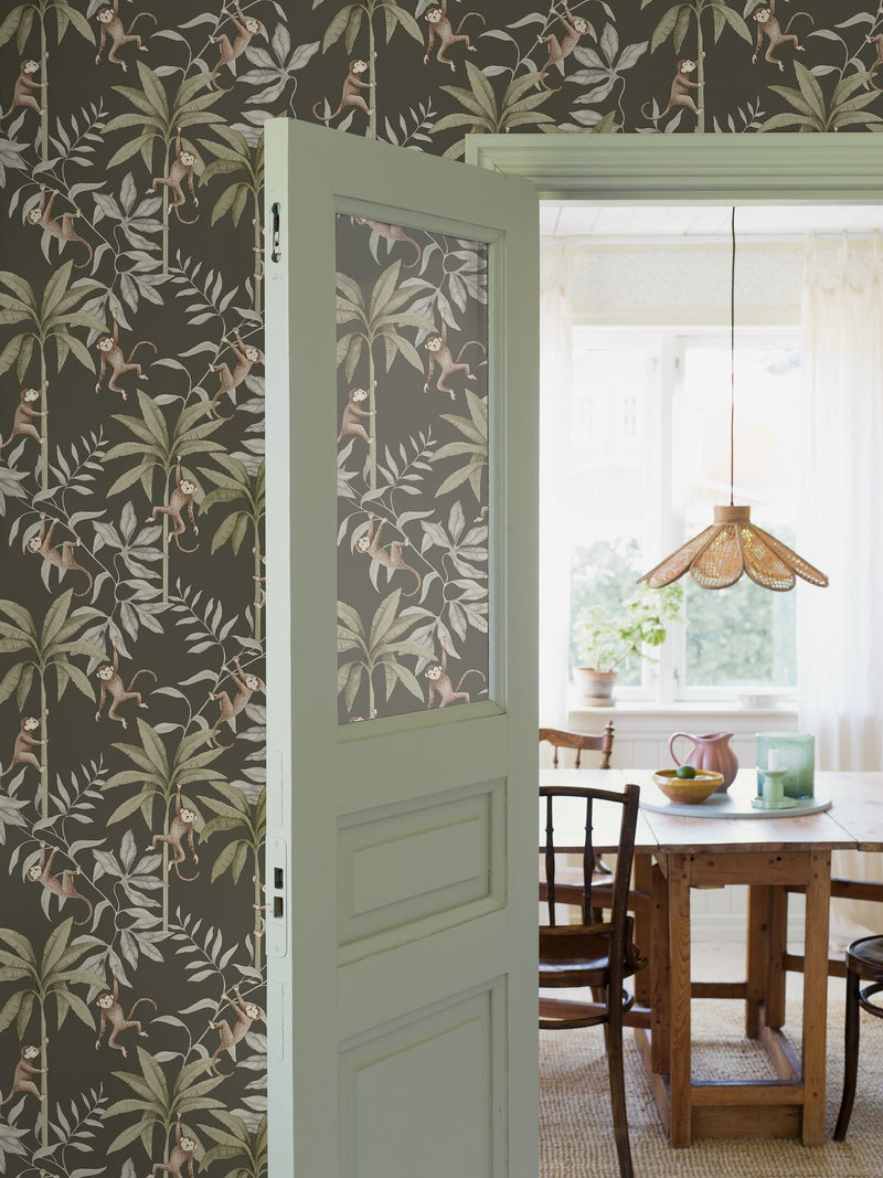 6935 Jungle Friends Green and Multi Wallpaper by Boråstapeter