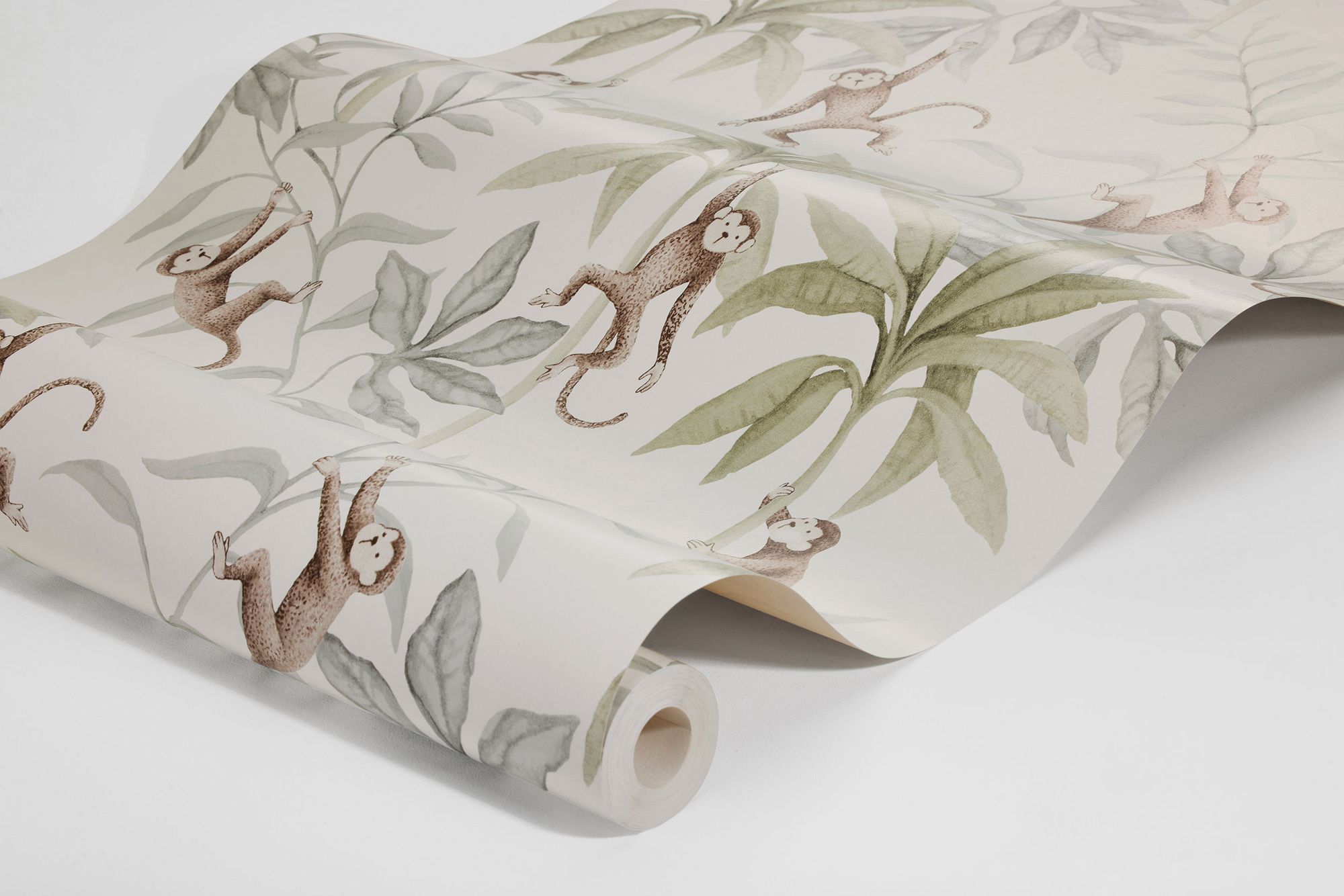 6936 Jungle Friends White and Multi Wallpaper by Boråstapeter