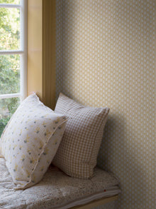 6953 Lilla Lyckan Yellow and White Wallpaper by Boråstapeter
