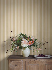 6960 Gunnebo Yellow and White Wallpaper by Boråstapeter