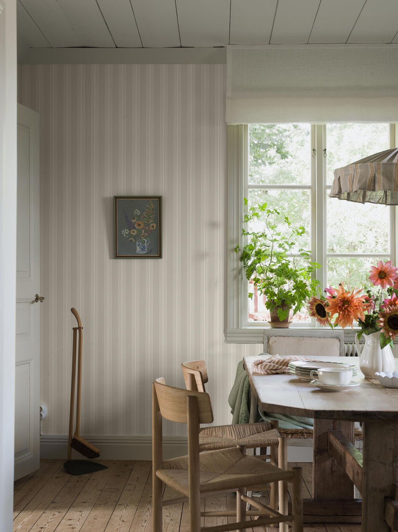 6961 Gunnebo Grey and White Wallpaper by Boråstapeter