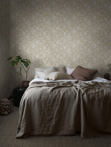 6964 Syren Beige Wallpaper by Boråstapeter