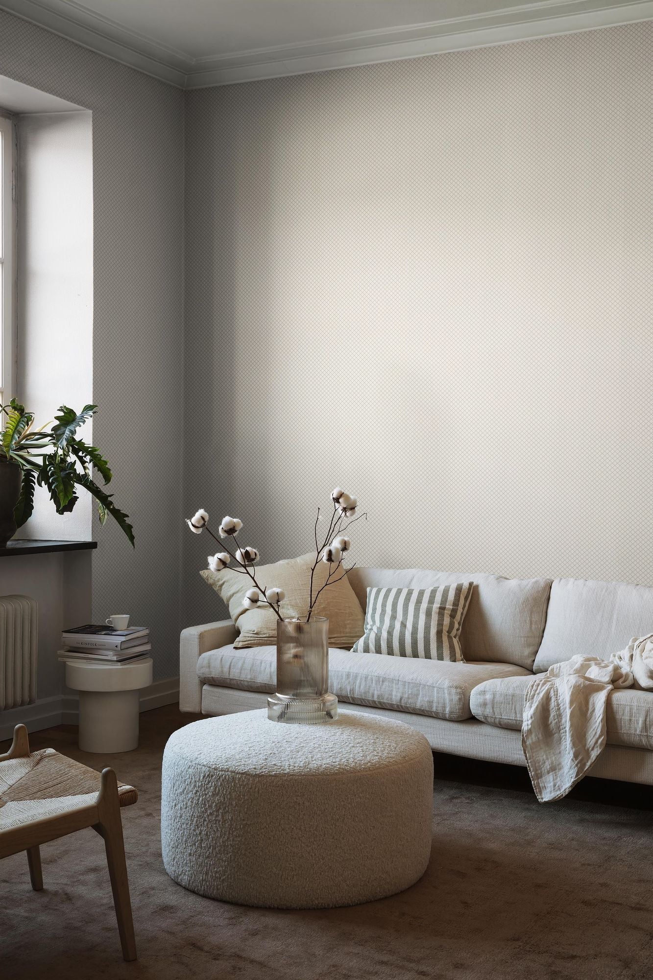 6967 Selma Beige and White Wallpaper by Boråstapeter