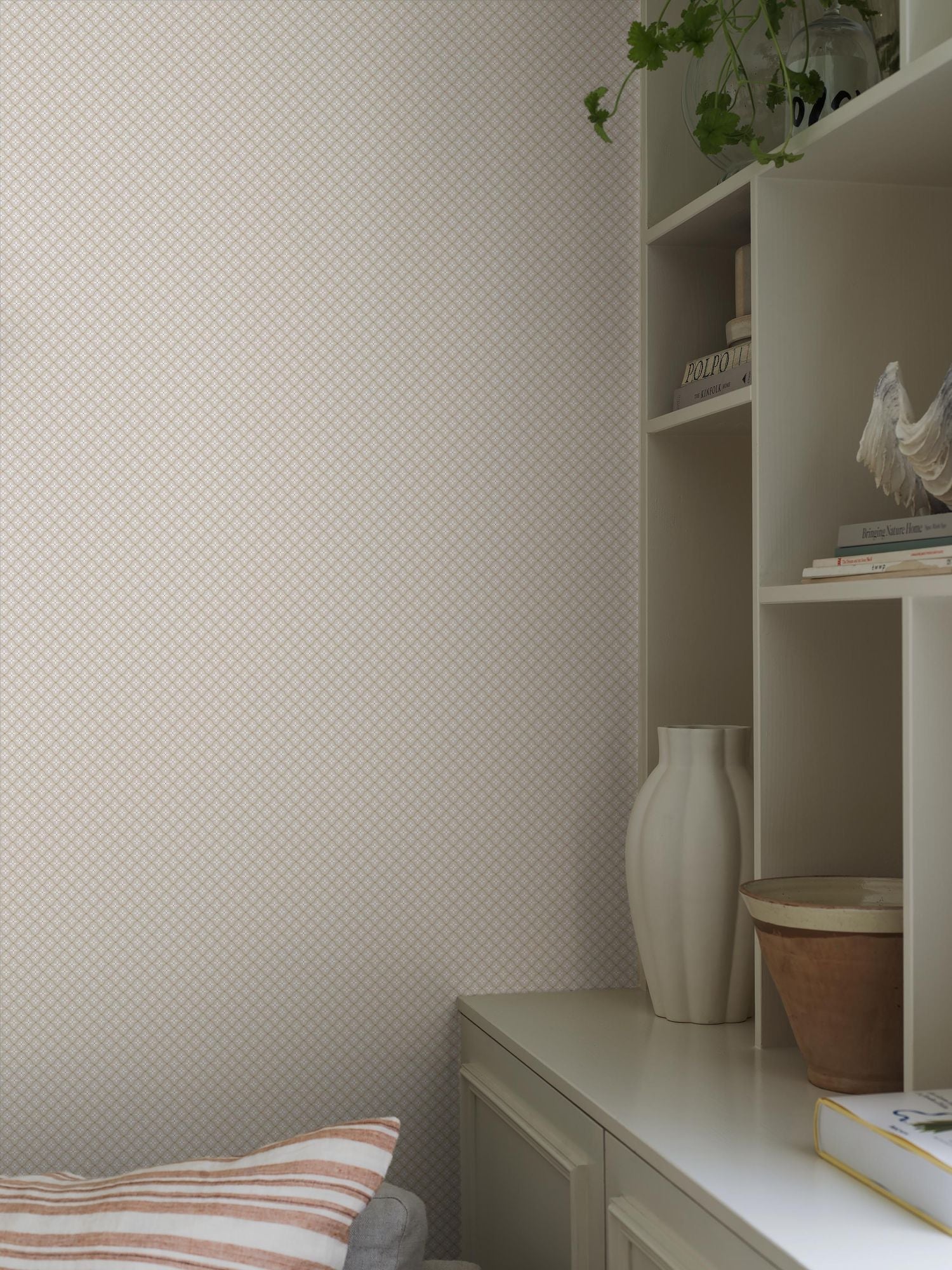 6967 Selma Beige and White Wallpaper by Boråstapeter