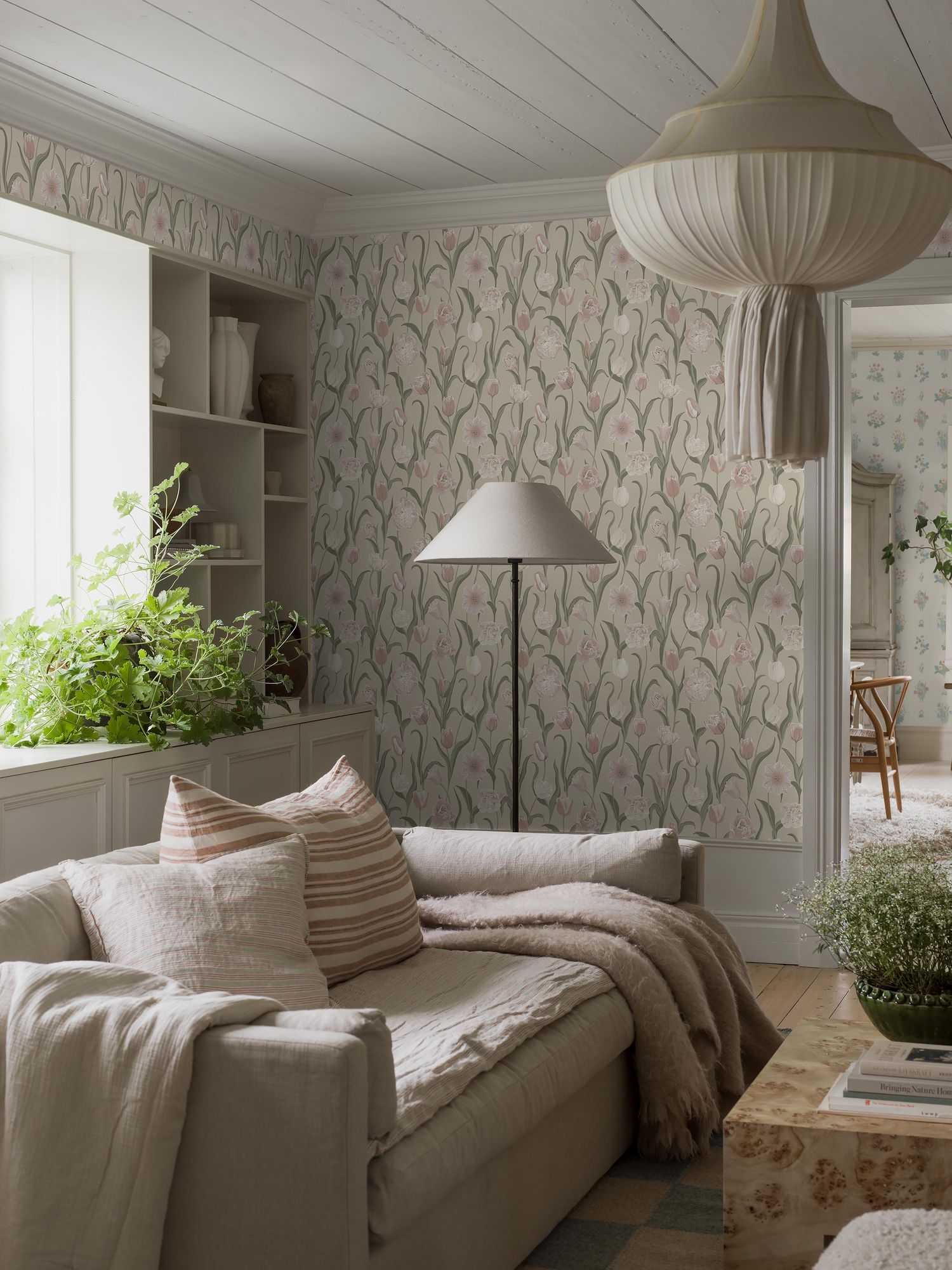 6970 La Belle Epoque Pink and Multi Wallpaper by Boråstapeter