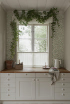 6978 Klöver Pink and Green Wallpaper by Boråstapeter