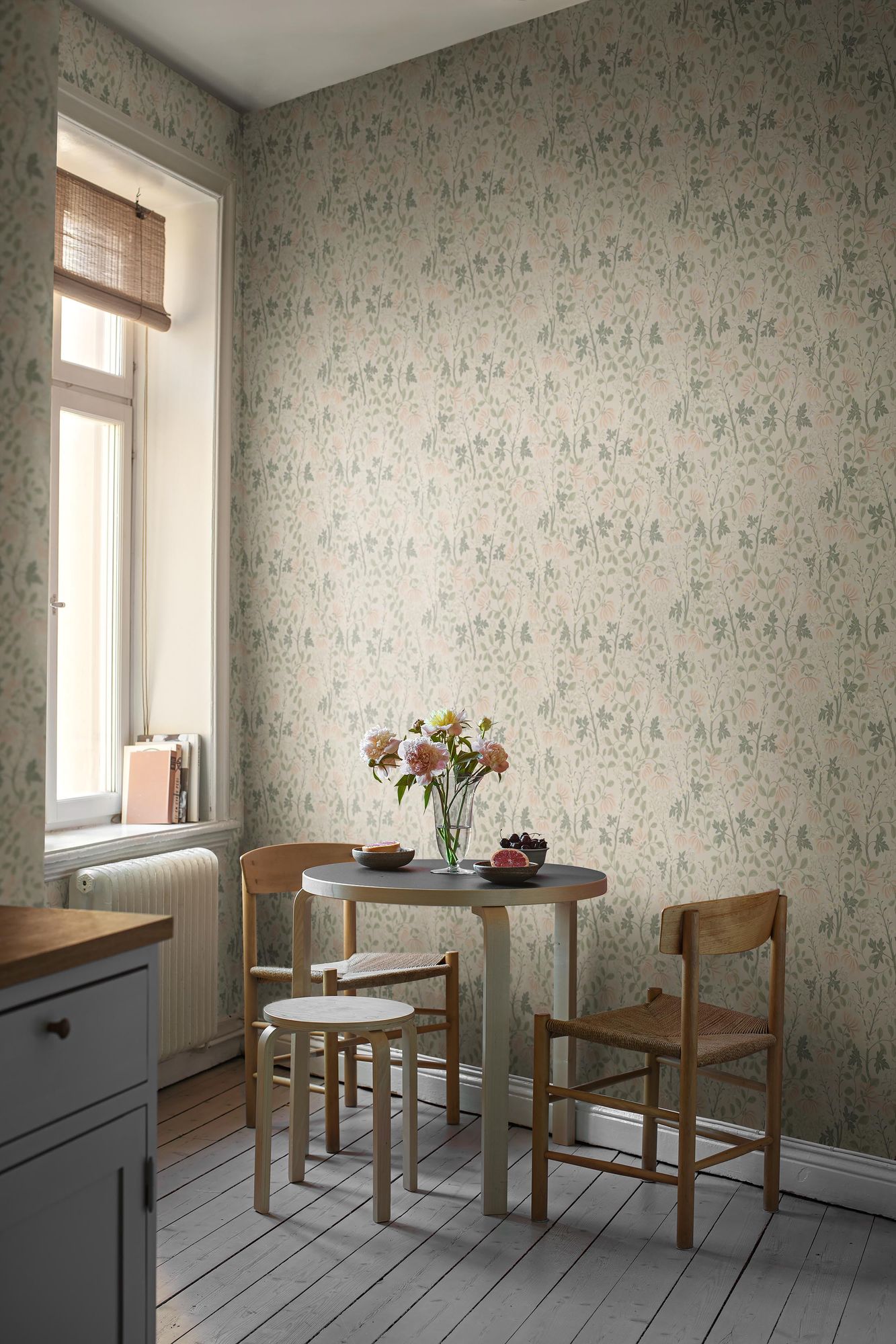 6983 Trädgårdsfröjd Pink and Multi Wallpaper by Boråstapeter