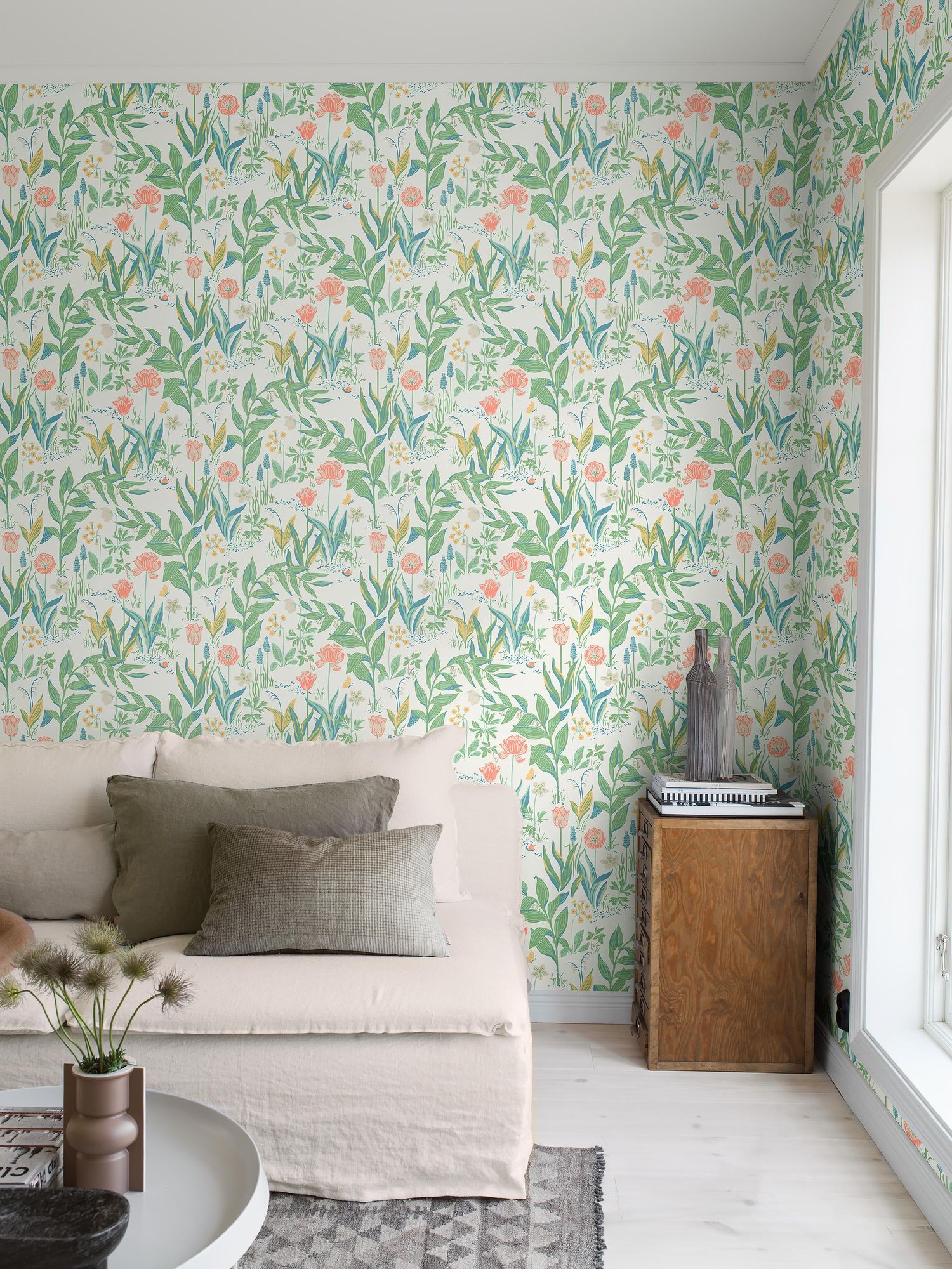 7218 Spring Garden Icons Wallpaper by Boråstapeter