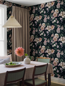 7234 New Dawn Rose Flowers Wallpaper by Boråstapeter - Roomshot