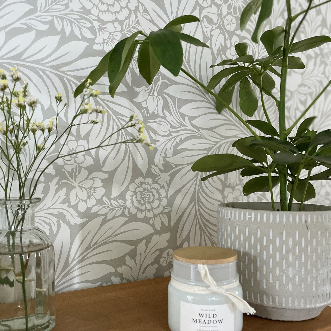 723 Florence Floral Leaf Grey Wallpaper by Belgravia