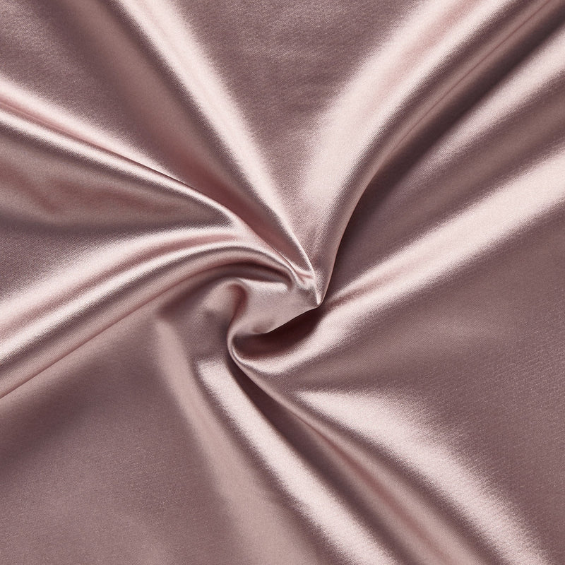 7245/204 Raffles Rose Fabric by Prestigious Textiles