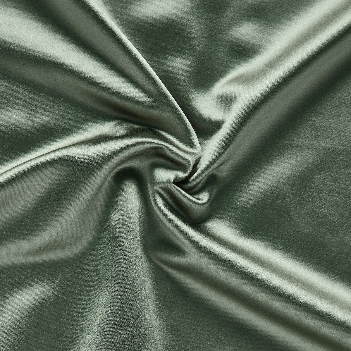 7245/616 Raffles Forest Fabric by Prestigious Textiles