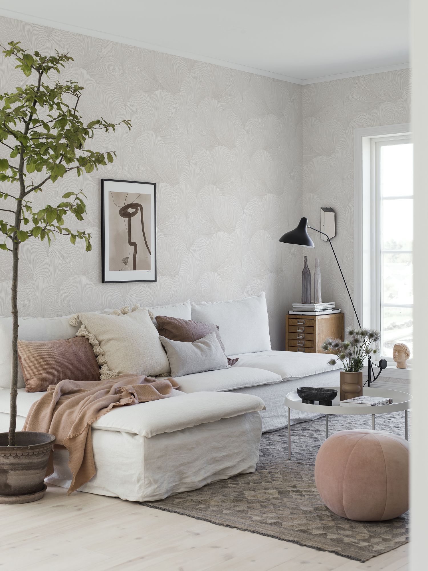 7260 Mirage Light White Graphics Wallpaper by Boråstapeter