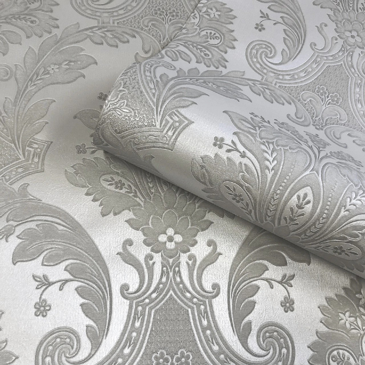 7370 Amara Silver Damask Wallpaper By Belgravia