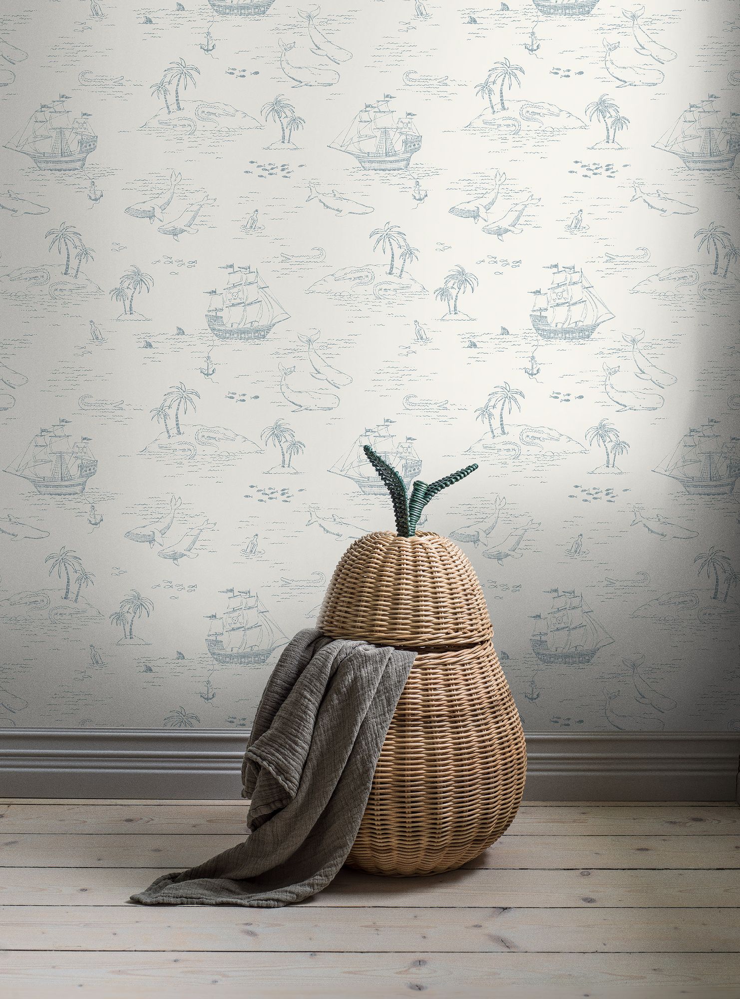 7450 Treasure Island White and Blue Wallpaper by Boråstapeter