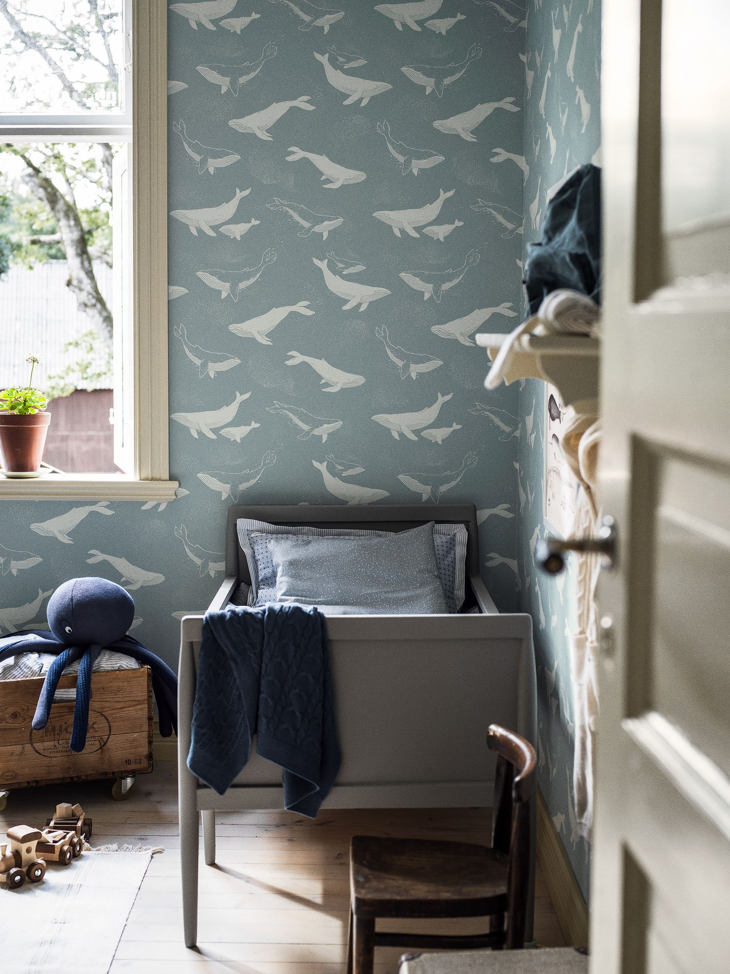 7453 Whales Blue and Grey Wallpaper by Boråstapeter