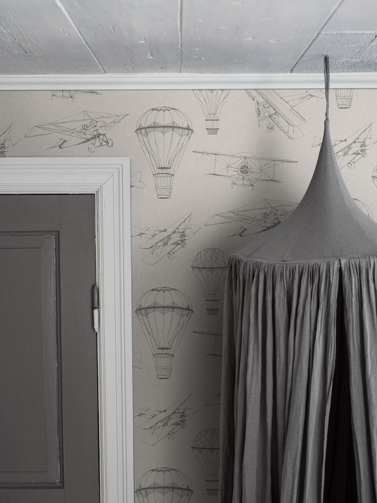 7455 Bon Voyage Beige and Brown Wallpaper by Boråstapeter
