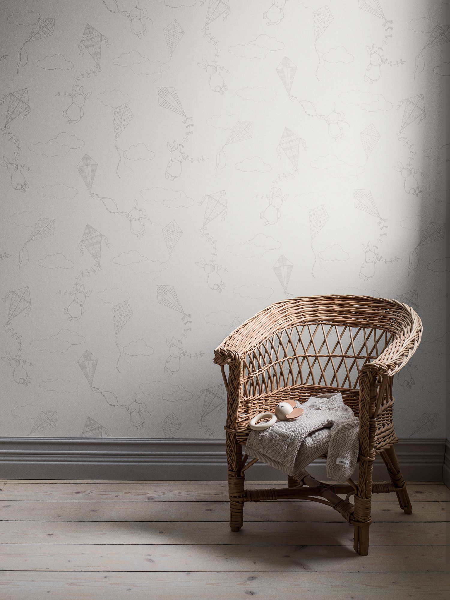 7459 Up&Away White and Grey Wallpaper by Boråstapeter