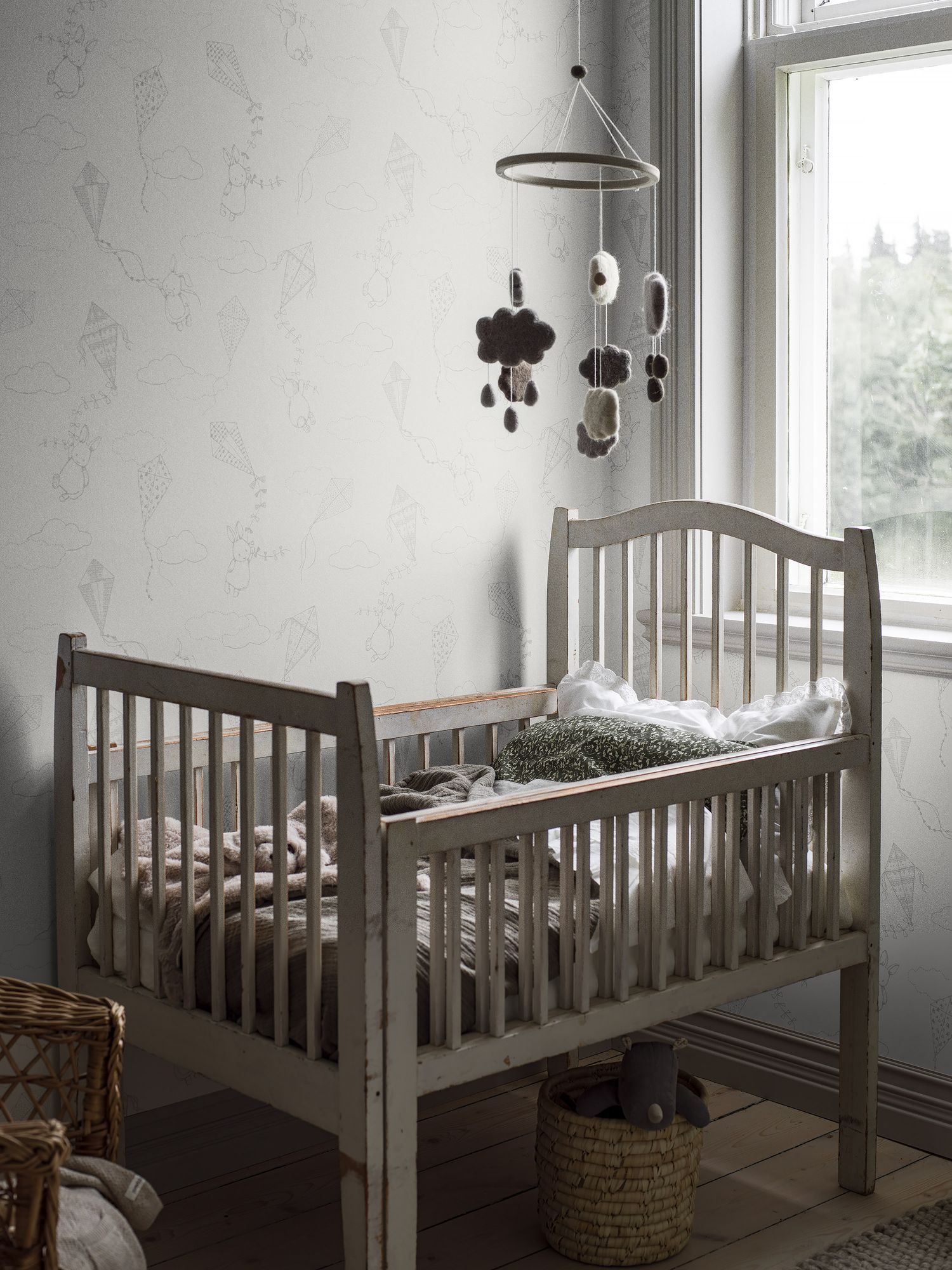7459 Up&Away White and Grey Wallpaper by Boråstapeter