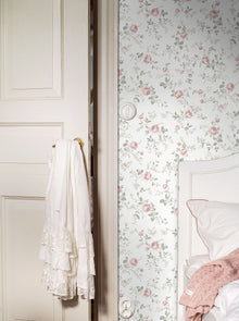 7464 Rose Garden White and Pink Wallpaper by Boråstapeter