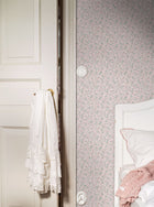 7467 Jasmine Pink and Green Wallpaper by Boråstapeter