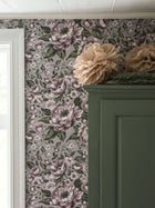 7472 Rosie Purple and Green Wallpaper by Boråstapeter