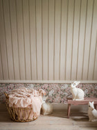 7476 Magic Forest Pink and Green Wallpaper by Boråstapeter