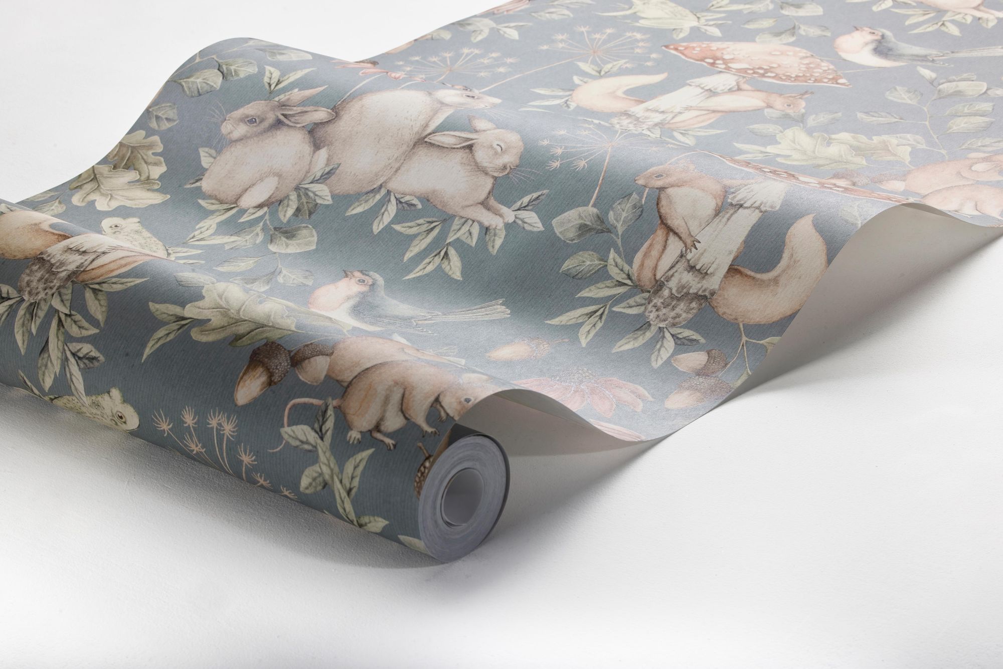 7482 Minou Blue and Multi Wallpaper by Boråstapeter