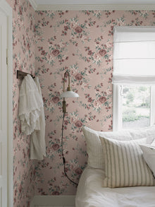 7484 Nomi Pink and Multi Wallpaper by Boråstapeter