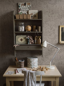 7487 Forest Friends Brown Wallpaper by Boråstapeter