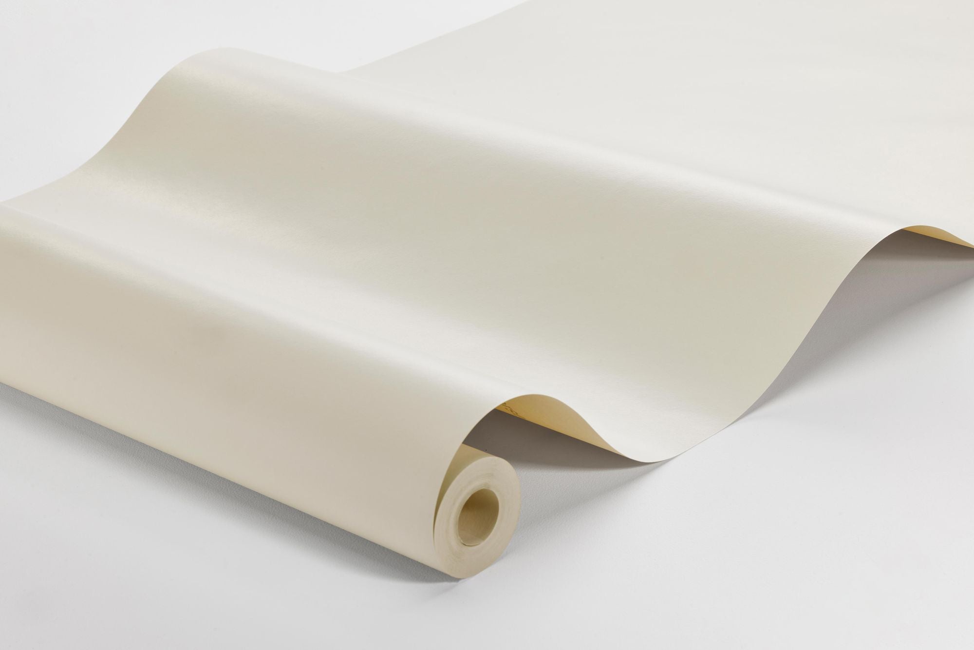 7546 China White Wallpaper by Boråstapeter