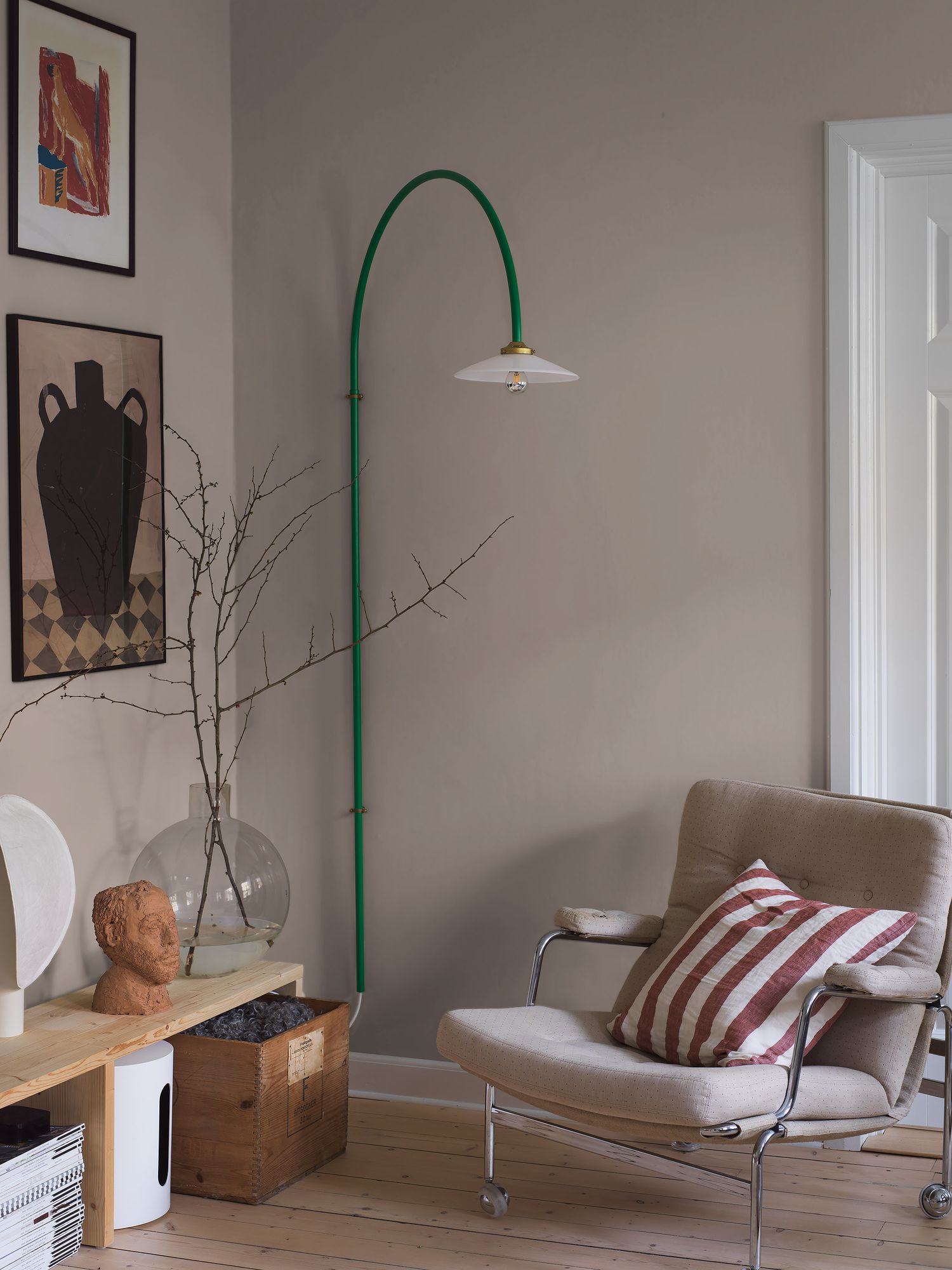 Natural Linen Pigment Wallpaper by Boråstapeter