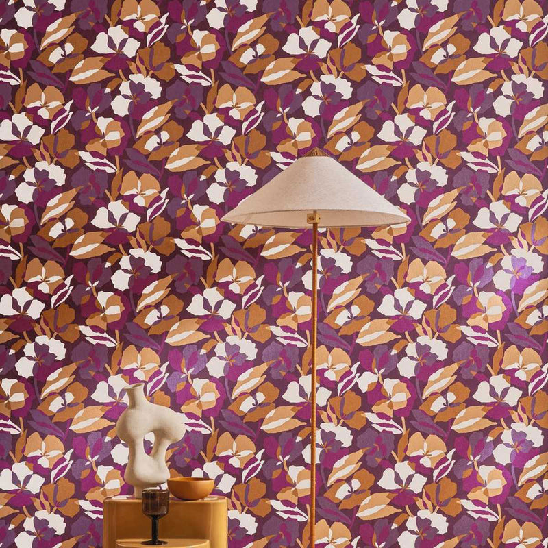 76581018 Amaryllis Jardin Felicia Wallpaper by Casamance