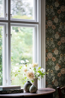 7666 Dahlia Garden Multicoloured Falsterbo III Wallpaper by Boråstapeter