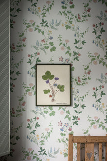 7680 Midsummer Eve Multicoloured Falsterbo III Wallpaper by Boråstapeter